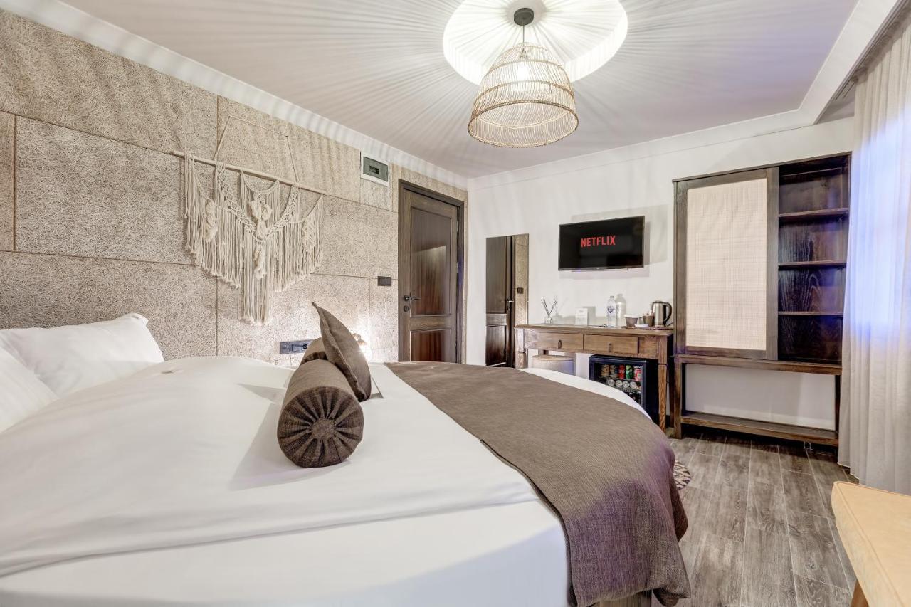 Parna Hotel Cunda Bilik gambar